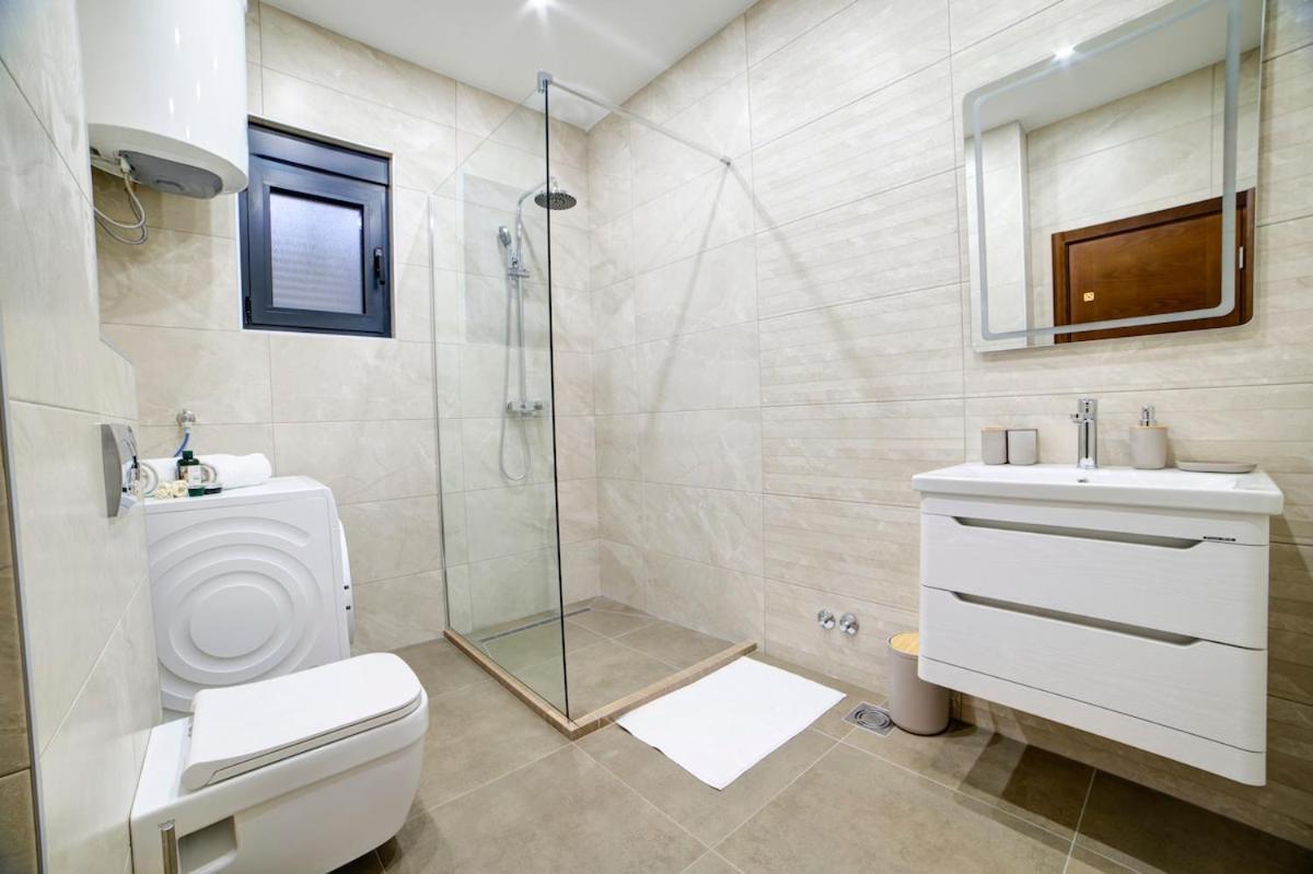 Villa Jelena With Private Pool - Lapcici Budva Eksteriør bilde