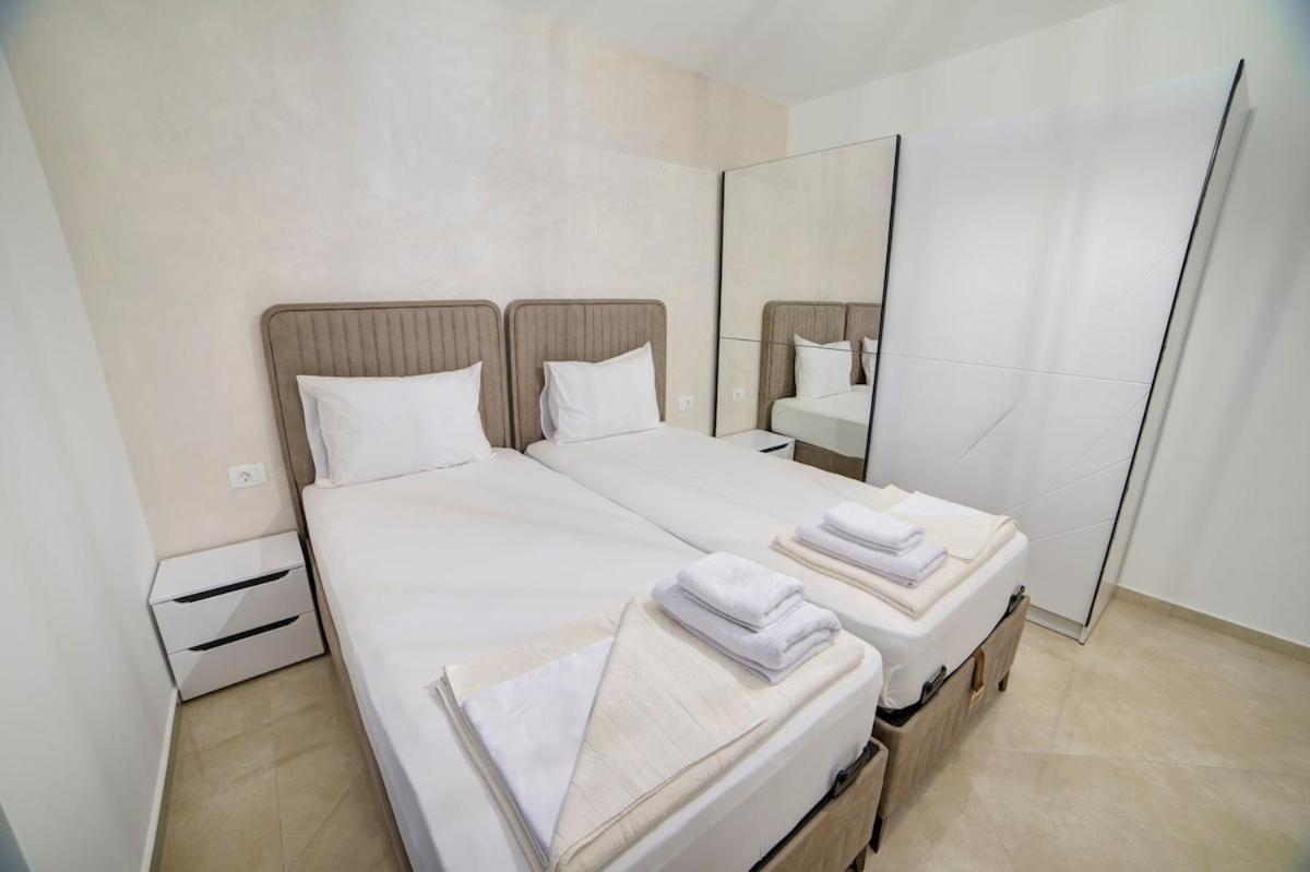Villa Jelena With Private Pool - Lapcici Budva Eksteriør bilde